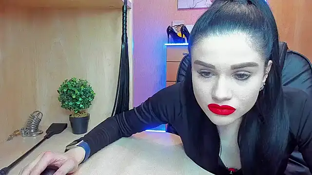 Snapshot of KristiTopxx chatting on March 21, 2025, 5:23 pm KristiTopxx online show from March 21, 2025, 5:23 pm