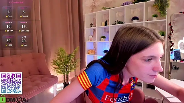 Snapshot of Ella_Fex chatting on July 11, 2026, 10:26 am Ella Fex online show from July 11, 2026, 10:26 am