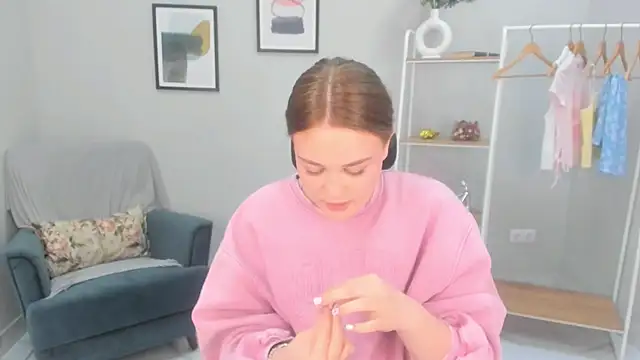 Liana Bert online show from February 26, 2026, 11:32 am