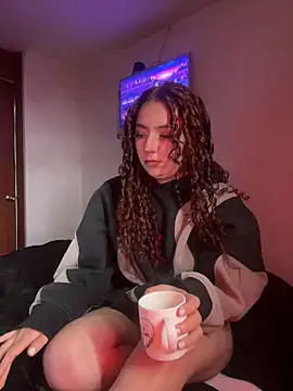 ZoeVixen online show from March 18, 2026, 5:25 pm