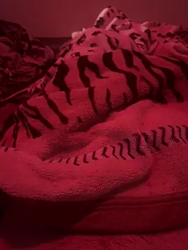 689Nika online show from April 7, 2026, 1:02 pm