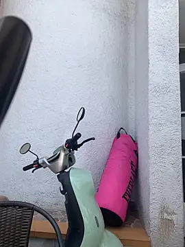 AdaPink  online show from April 2, 2026, 3:30 pm