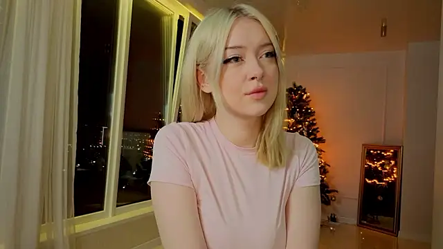 ChristinBland online show from February 26, 2026, 7:25 pm