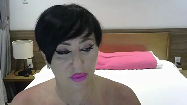 Snapshot of Kleotempt chatting on June 30, 2026, 11:10 am Kleotempt online show from June 30, 2026, 11:10 am
