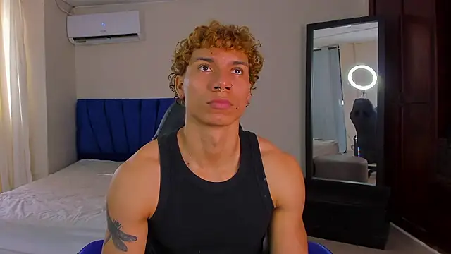 adam smiith1 online show from March 2, 2026, 1:40 pm