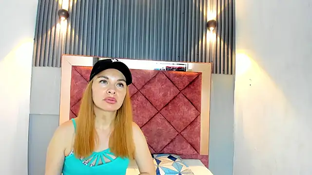 Snapshot of ESTHEER_VARGAS chatting on March 3, 2026, 7:54 pm ESTHEER VARGAS online show from March 3, 2026, 7:54 pm