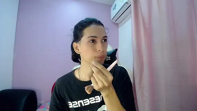 Larry craft online show from March 31, 2026, 8:44 pm