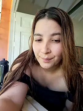 Estelle Noir online show from March 2, 2026, 3:41 pm