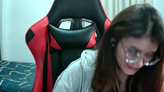 Snapshot of Sparkyvape chatting on February 27, 2026, 8:41 pm Sparkyvape online show from February 27, 2026, 8:41 pm