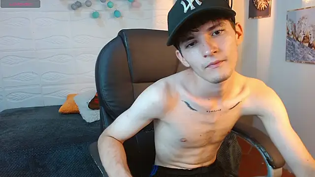 Snapshot of trevor_mob chatting on February 26, 2026, 7:47 pm trevor mob online show from February 26, 2026, 7:47 pm