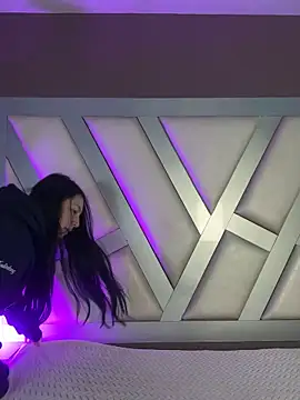 Ashleeyprincess01 online show from April 17, 2026, 11:46 am