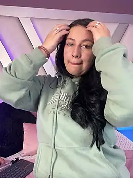 Ashleeyprincess01 online show from March 18, 2026, 12:19 pm