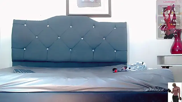 Emma Boms online show from March 15, 2026, 3:46 am