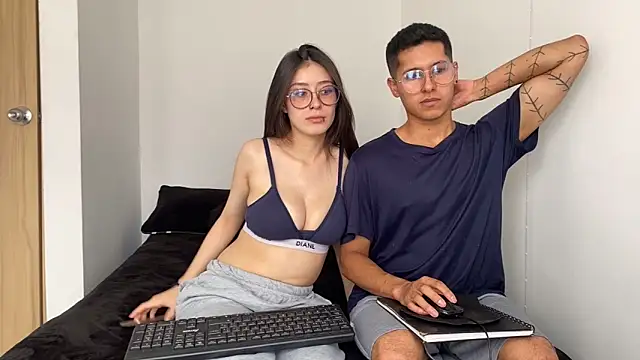 ScorpionDark11 online show from April 23, 2026, 8:10 pm