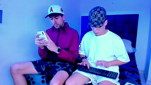 alex and christhoper online show from March 27, 2026, 1:34 pm