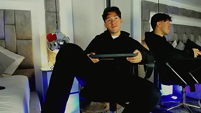 Austin Reedss online show from March 7, 2026, 12:43 pm