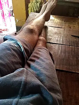 RandomOrbit x online show from February 25, 2026, 4:12 am