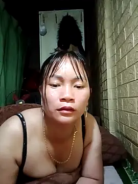 mami-rubi online show from April 4, 2026, 9:54 pm