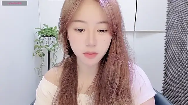 Snapshot of Baixi-01 chatting on July 19, 2026, 4:10 am Baixi-01 online show from July 19, 2026, 4:10 am