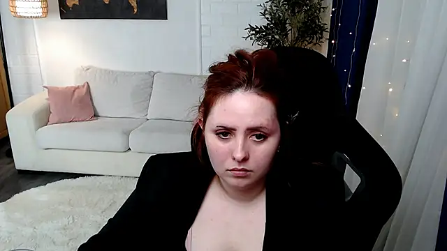 Hennessy bunny online show from April 15, 2026, 6:56 pm