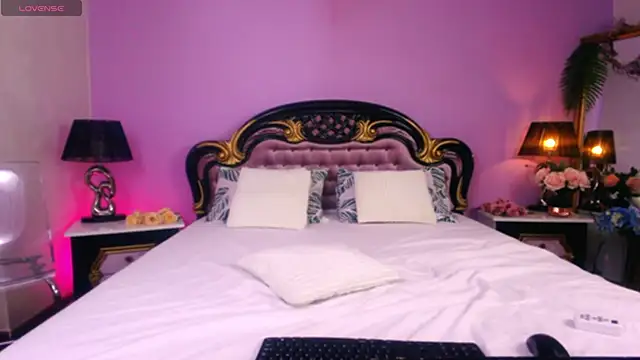 AylaWhisper online show from March 11, 2026, 7:30 pm