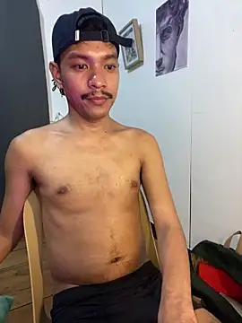 asian darlingcummersxXx online show from May 23, 2026, 9:36 pm