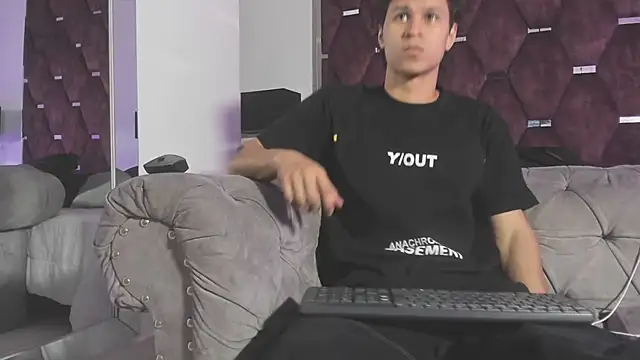 Snapshot of TonyBenedetti chatting on July 13, 2026, 8:30 pm TonyBenedetti online show from July 13, 2026, 8:30 pm