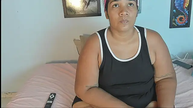 Snapshot of mariana_villa72 chatting on June 19, 2026, 3:40 pm mariana villa72 online show from June 19, 2026, 3:40 pm