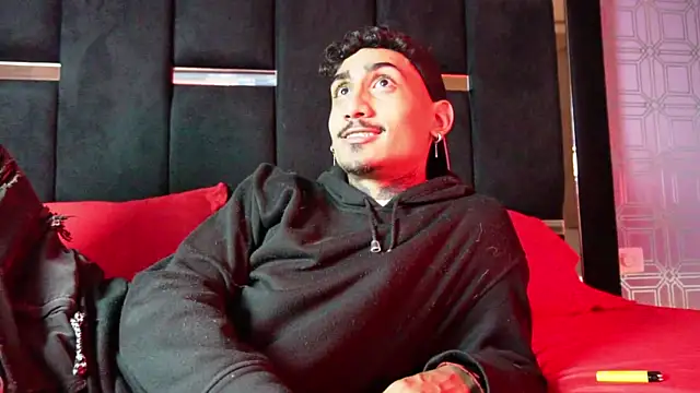 Dark Eros  online show from April 10, 2026, 3:46 am