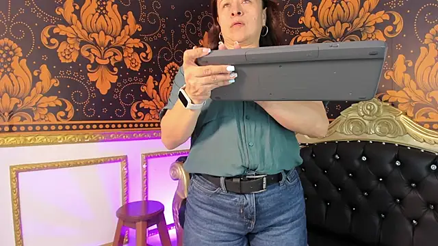 iliy perverted online show from May 22, 2026, 11:30 am