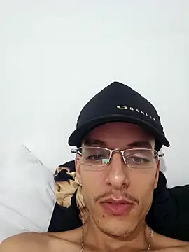 Snapshot of jhowbala chatting on February 24, 2026, 8:21 pm jhowbala online show from February 24, 2026, 8:21 pm