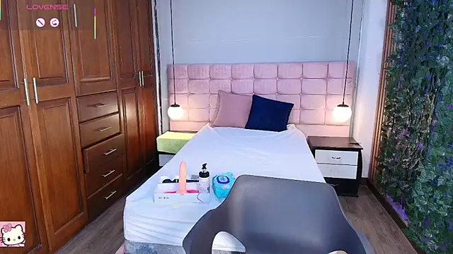 ShayMilleer online show from March 3, 2026, 12:01 pm