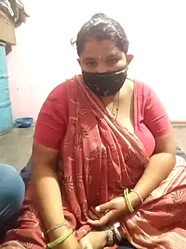 gujjuhotcouple online show from July 12, 2026, 5:58 pm