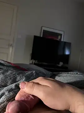 mrelou online show from April 12, 2026, 7:33 am