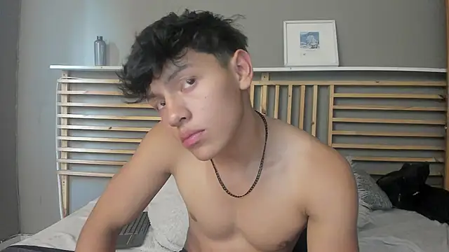 clark ken01 online show from March 26, 2026, 9:02 pm