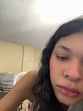 Sophiemoo  online show from June 26, 2026, 2:56 pm