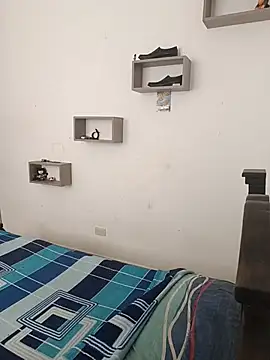 SHARLOTYJUANSTEVAN online show from March 2, 2026, 3:41 pm