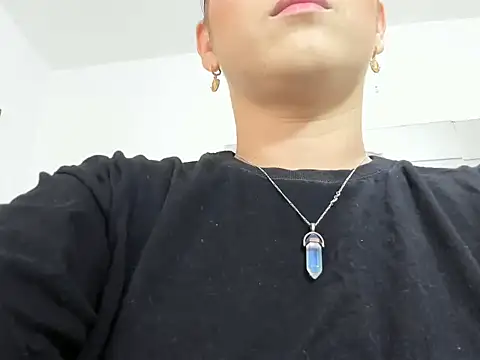 Snapshot of Nikol_Lopez_ chatting on February 28, 2026, 3:28 am Nikol Lopez online show from February 28, 2026, 3:28 am