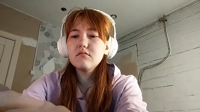 DinaFirebird online show from February 28, 2026, 4:56 am