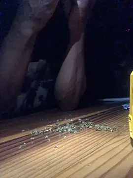 EricSwainn901 online show from April 1, 2026, 4:03 am