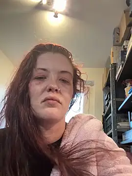 xoxchaarrxox online show from February 28, 2026, 5:23 pm