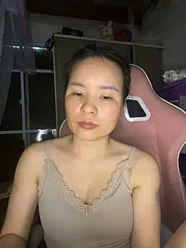 Ivy Trix2 online show from May 31, 2026, 5:24 am
