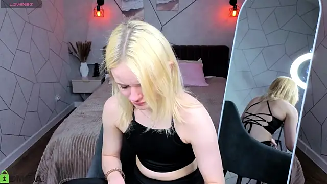 Tessa Ashe online show from April 3, 2026, 9:27 am