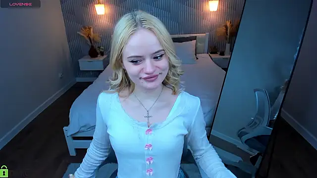 Tessa Ashe online show from March 19, 2026, 9:53 am