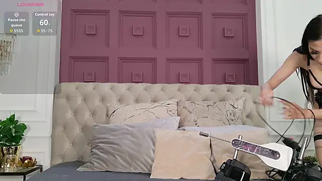 ErinEvans online show from May 17, 2026, 5:29 am