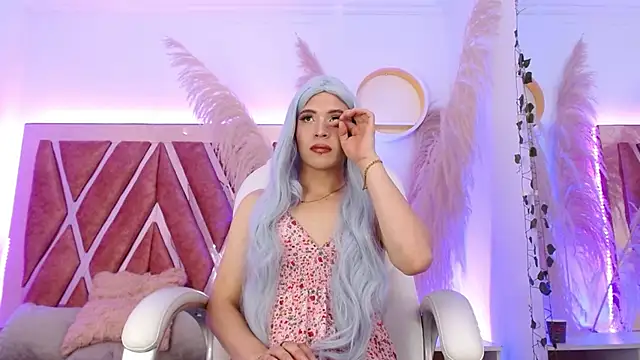 Snapshot of Evelyn_Thomas chatting on February 27, 2026, 7:35 pm Evelyn Thomas online show from February 27, 2026, 7:35 pm