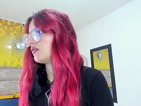 violeethh   online show from March 4, 2026, 12:35 pm