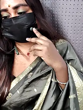 Cutie Nila online show from March 9, 2026, 5:00 am