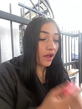 GeorgiaPink  online show from April 1, 2026, 10:28 pm