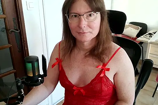 Jessica hotTime online show from April 15, 2026, 8:31 am